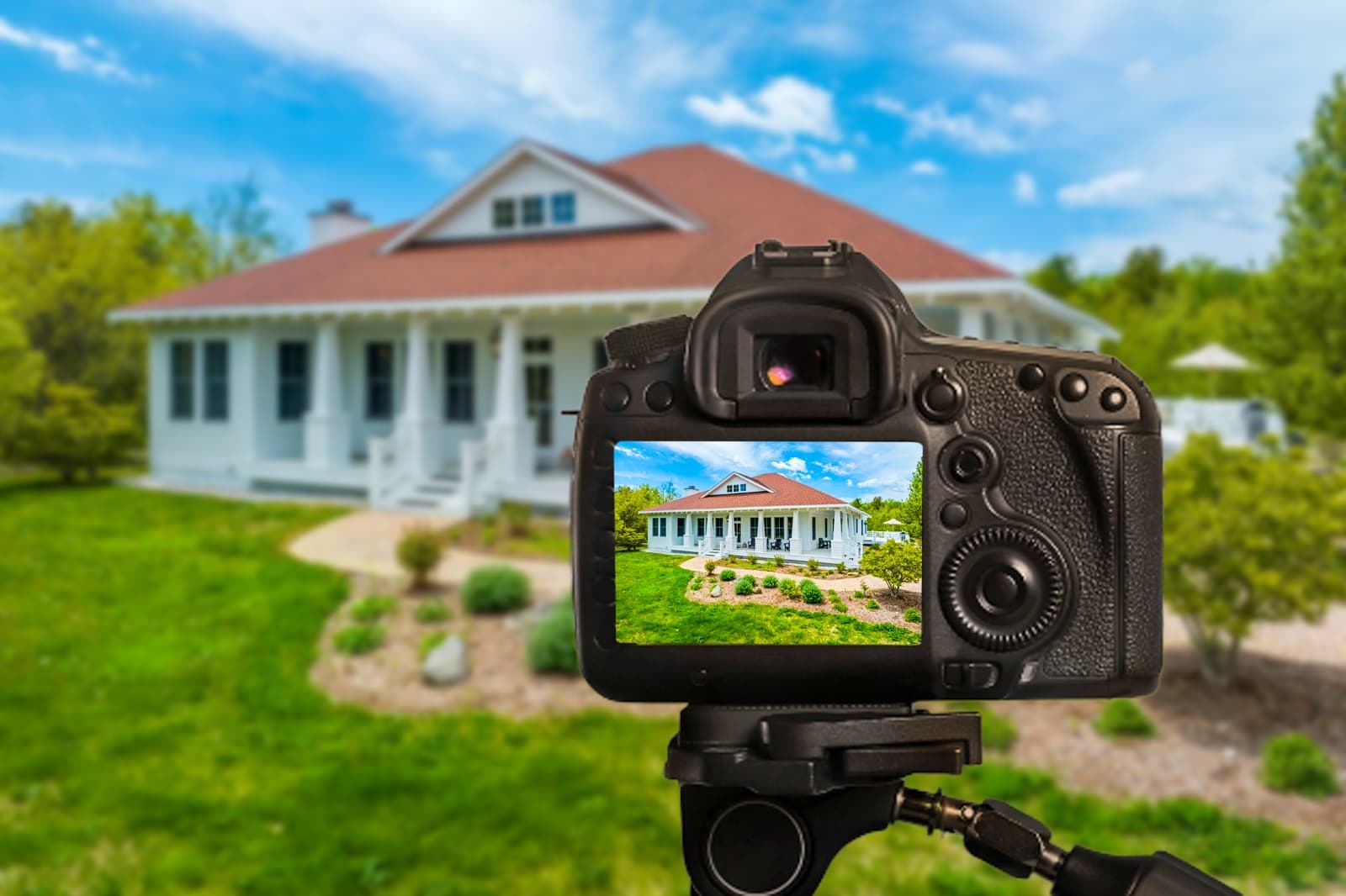 Camera photographing a Door County home